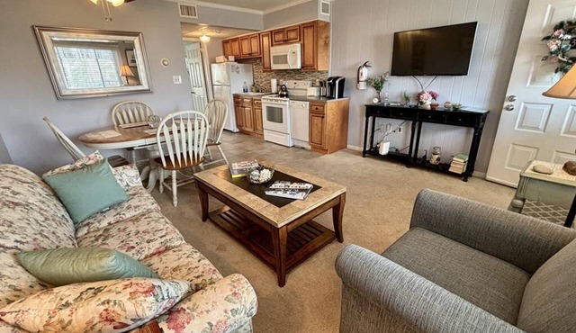 Cape Roc Unit 306 Beach Block With Pool