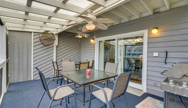 Cape San Blas Gem: Walk to Beach & Pool!