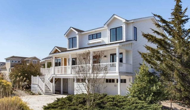Cape Shores Luxury - Brand NEW 2024 Pool, Beach, Private Fishing Pier, Park!