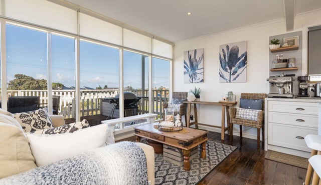 Capes Coastal Charmer