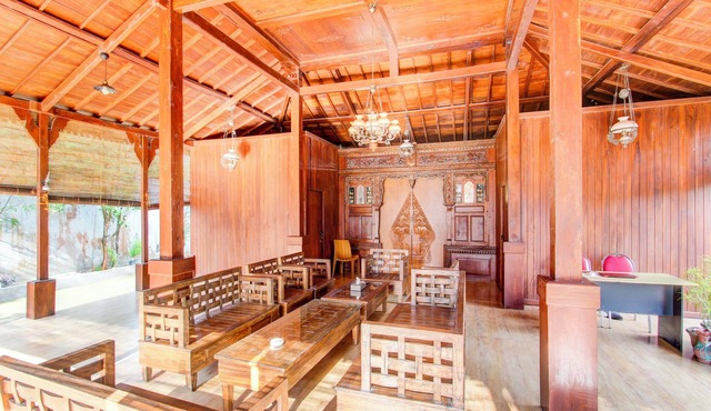 Capital O 93842 Jowo Segoro ResortNearPantai Sepanjang