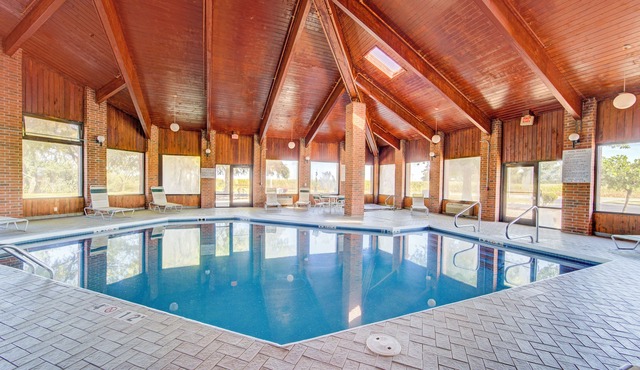 Capital O Amerihost Inn and Suites Mexico Hwy 54 MO