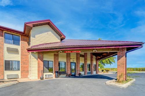 Capital O Amerihost Inn and Suites Mexico Hwy 54 MO