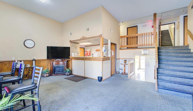 Capital O Amerihost Inn and Suites Kingdom City Hwy 54 MO