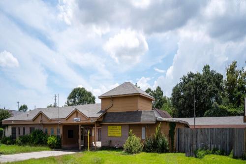 Capital O Parker Motel Clute Jackson Tx 332