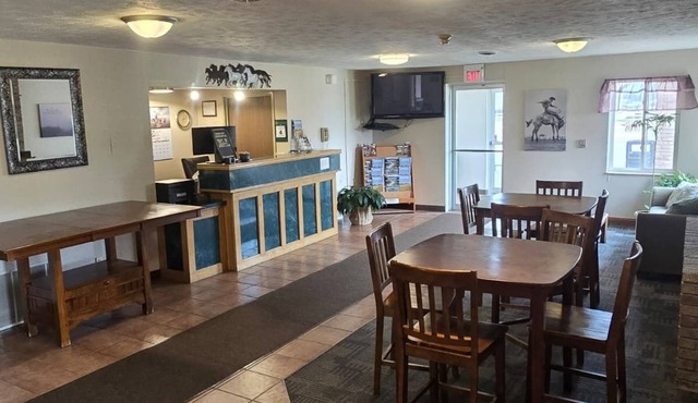 Capital O Roadside Inn Thedford NE 2