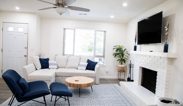 Capitola 31+ Day Stay 3 Bed 1.5 Bath Steps to New Brighton Beach