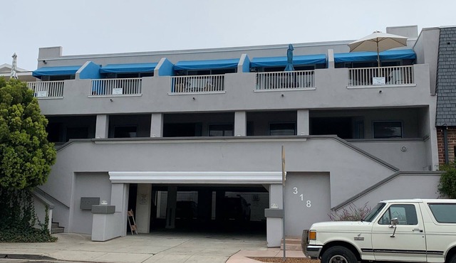 Capitola Condo in Village with Two Private Parking Spaces & Close To The Beach!