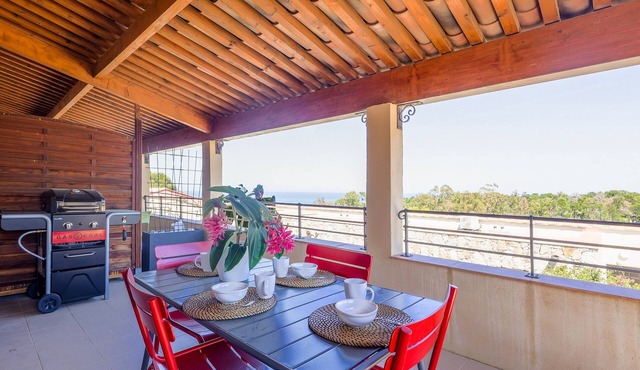 Capra Scorsa - Appt vue mer et piscine partagée