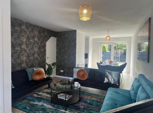 CAPRI 13 SA's 3 bedroom home, close to Loughborough University and M1