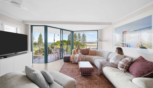 Caprina at Happy Valley - Beachfront Escape