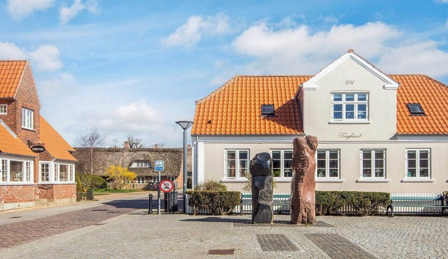 Captain House BnB in Fano