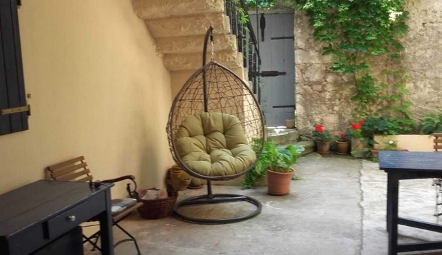 Captain Niko's House Apt 1 within large renovated house with spacious courtyard