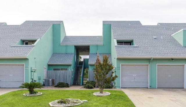 Captain's Cottage CPV239K