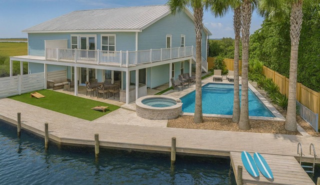 Captain's Cove 4BR 3Bath Water View, Pickleball, Private Beach, Heated Pool!