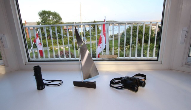 Captain's Quarters: Stunning Ocean views, and close to Halifax and Beaches