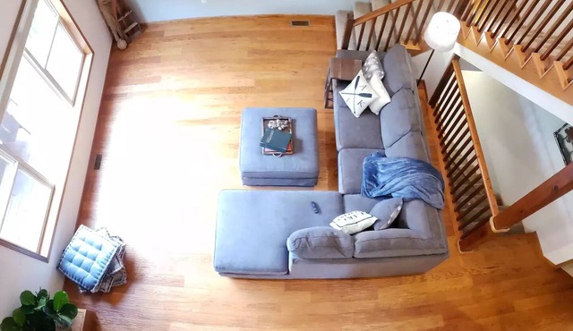 Captain's Quarters - Sleeps 14 - Theater Room - Hot Tub - Firepit - Resort Pool