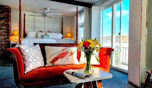 Captain Sawyer's Bed & Breakfast