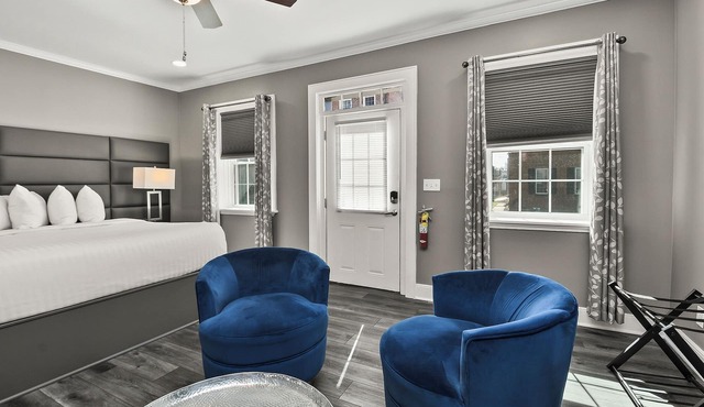 Captain Wohlt Inn Bed & Breakfast