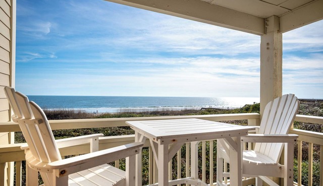 Captains Choice: Oceanfront Condo with Covered Balcony and Community Pool