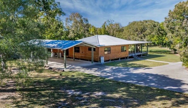 Captains Lodge acreage