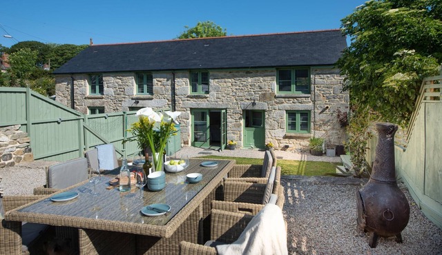Captains Rest - a cottage that sleeps 4 guests in 2 bedrooms