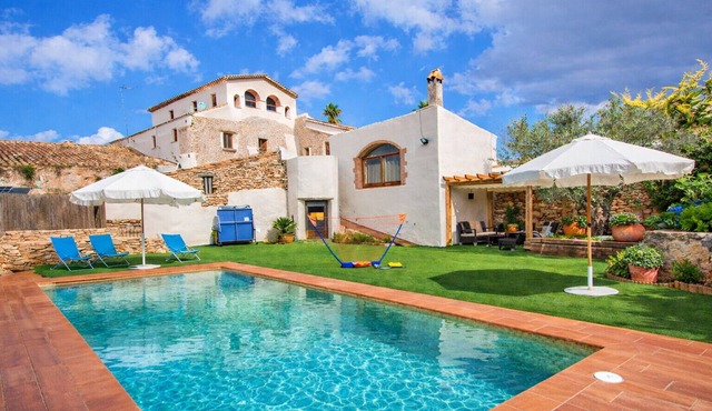 Captivating Villa in the Vineyards close to Sitges