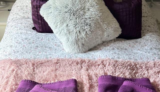 Captivating 1-bed Apartment in Hednesford