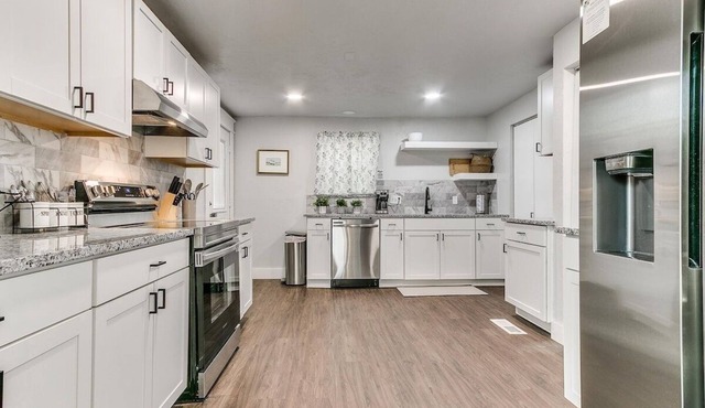 Captivating Comfort Sleeps 8.