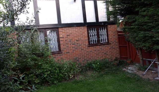 Captivating House in Romford