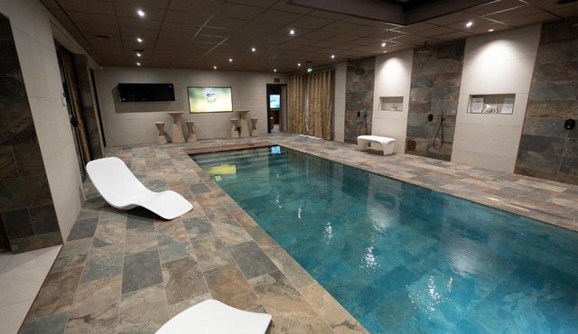 CARACALLA PRIVE - Chambres d'hôtes avec Piscine, Jaccuzi et Hammam privatifs