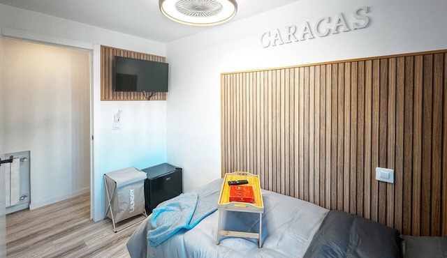 Caracas: perfect room to live and share in Madrid