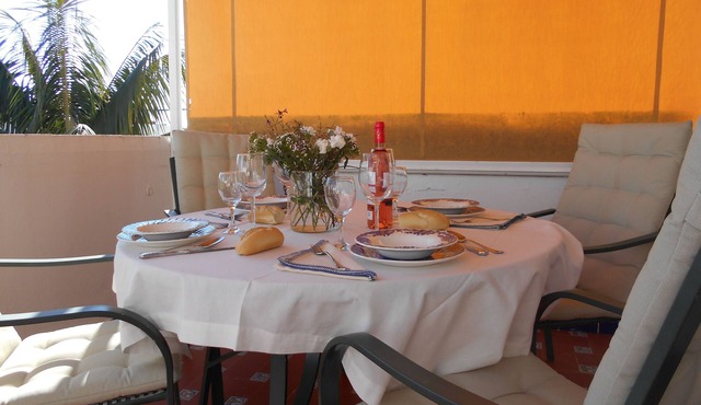 Caracola Apartment. Air conditioning, Wifi, Terrace, Garage. Beach 300 meters