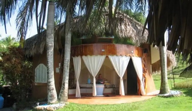 CARACOLES HOUSE BAHIA CHIQUITA SAMANAn