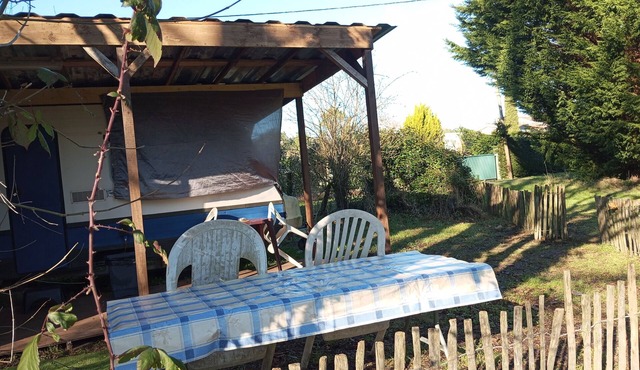 Caravan 'En Pleine Nature' with Private Terrace and Private Garden