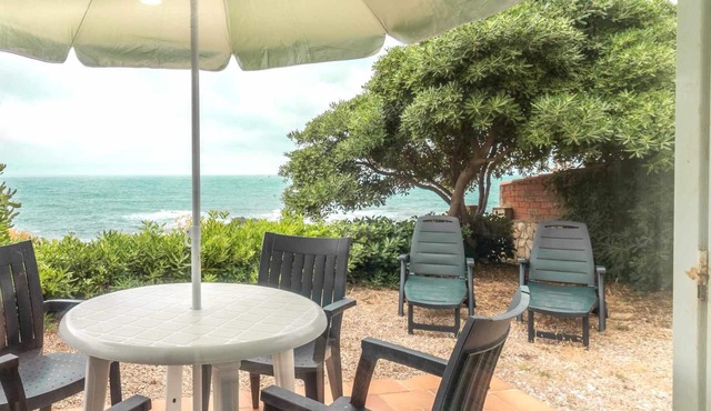 CARBONERES 47.1 – Apartment with views right on the seafront