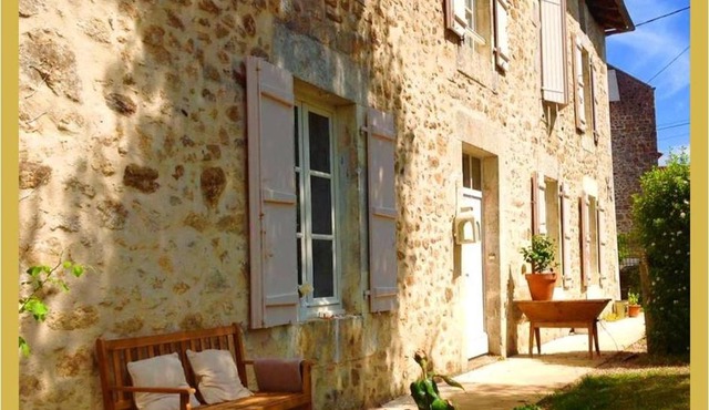 Cardabelle Holiday Home with private garden