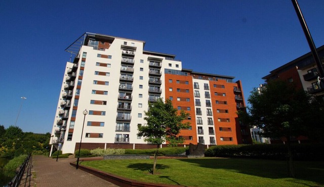 Cardiff Bay View Apartment