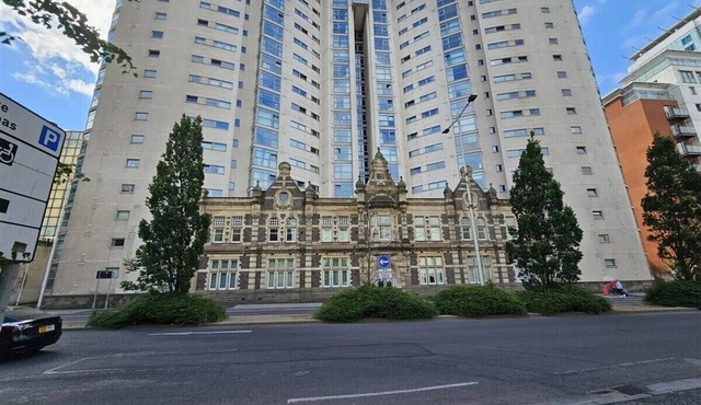 Cardiff City Centre Retreat