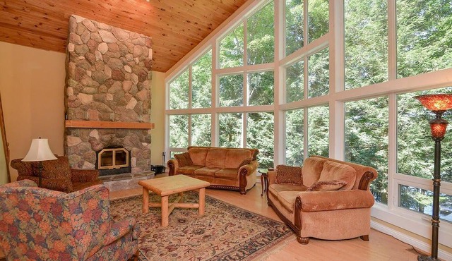 Cardinal Grand Large Private Lakefront Cottage