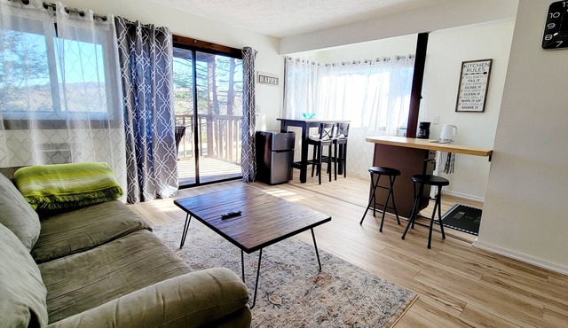 Cardinal Nest - Lovely 1 BR/1 BA Couple's Retreat