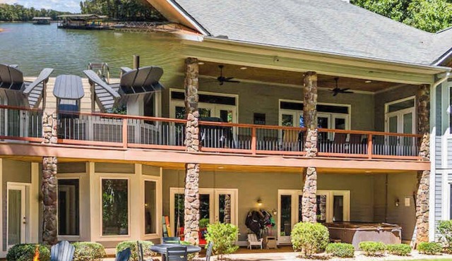 Cardinal Rose Lake House w/Hot Tub & Dock!