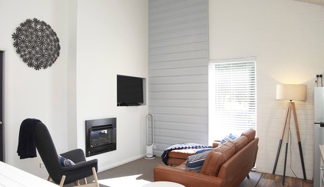 Careel Cottages KATOOMBA Front Cottage