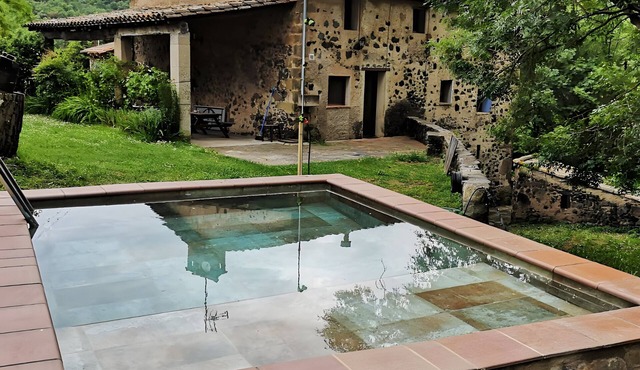 Cargol de Mas Violella Country House: Nature Park, Direct Garden Access, Pool & Wi-Fi