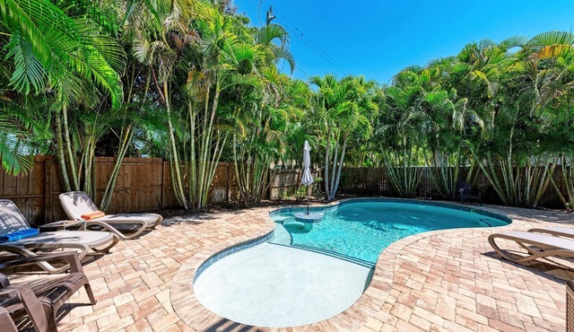 Caribbean Surf managed by Beach Retreats FL Anna Maria Island