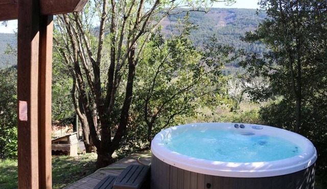 CARIGNAN: Gîte 5 sleeping 75 m2 landscaped garden 4000m2 in Regional Park