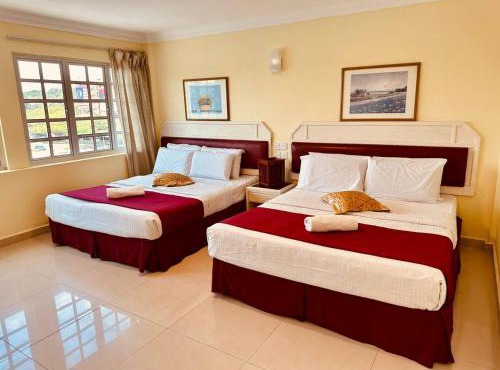 Carlton Hotel Seremban - Next to Terminal Bus Station