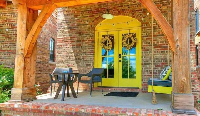 Carlton Landing-Sunshine Cottage