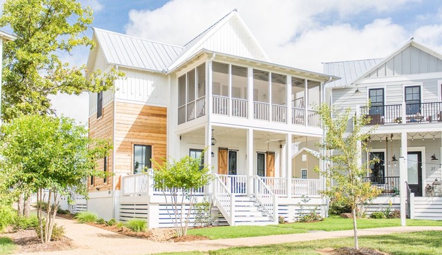 Carlton Landing-The Goondocks- Located on Redbud Park