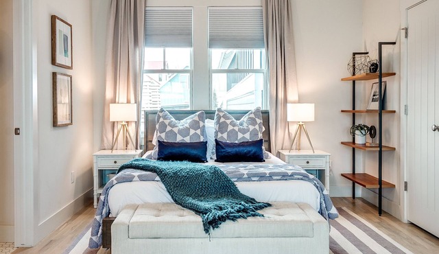 Carlton Landing- Loft on Boardwalk!